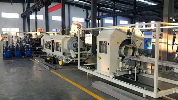 Non-stop production of corrugated pipes for our clients